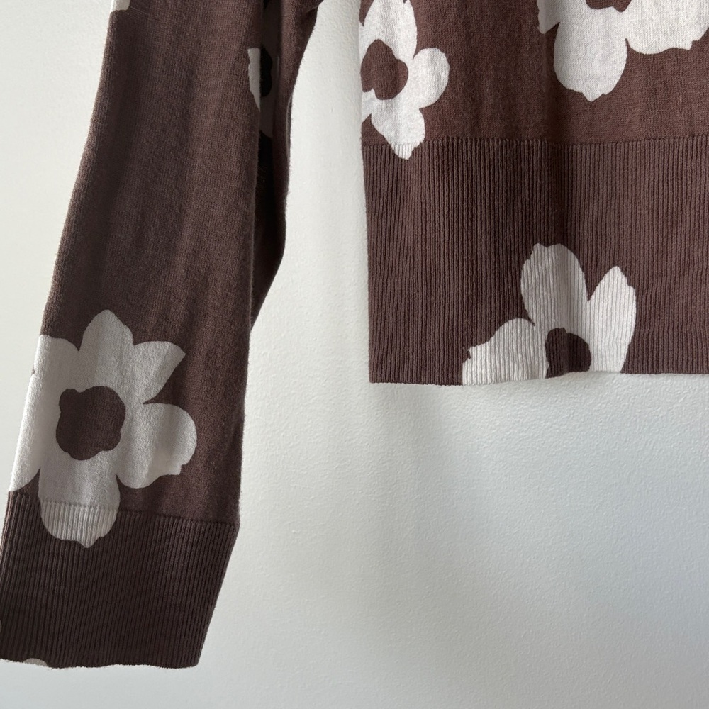 Sanctuary Brown and White Floral long sleeve cotton blend top round neckline - Picture 7 of 9